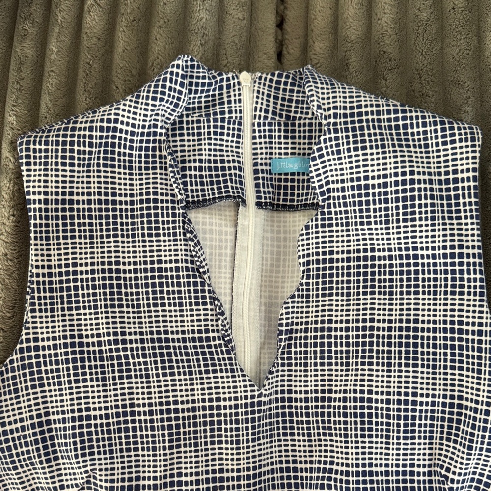 Chic Sleeveless Grid Pattern Dress j McLaughlin size 6 blue NWOT
